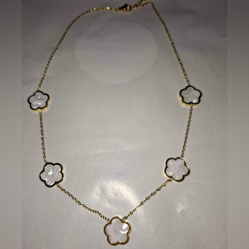 opalescent pearl look clover Stainless Steel necklace get the look here